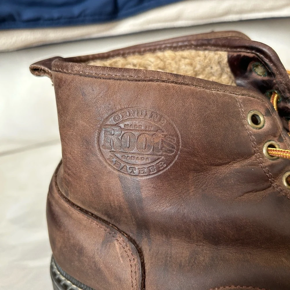 ROOTS Dark Brown Distressed Leather Boots with Shearling